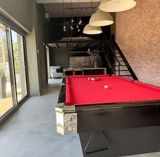 Loft. Gerakas.